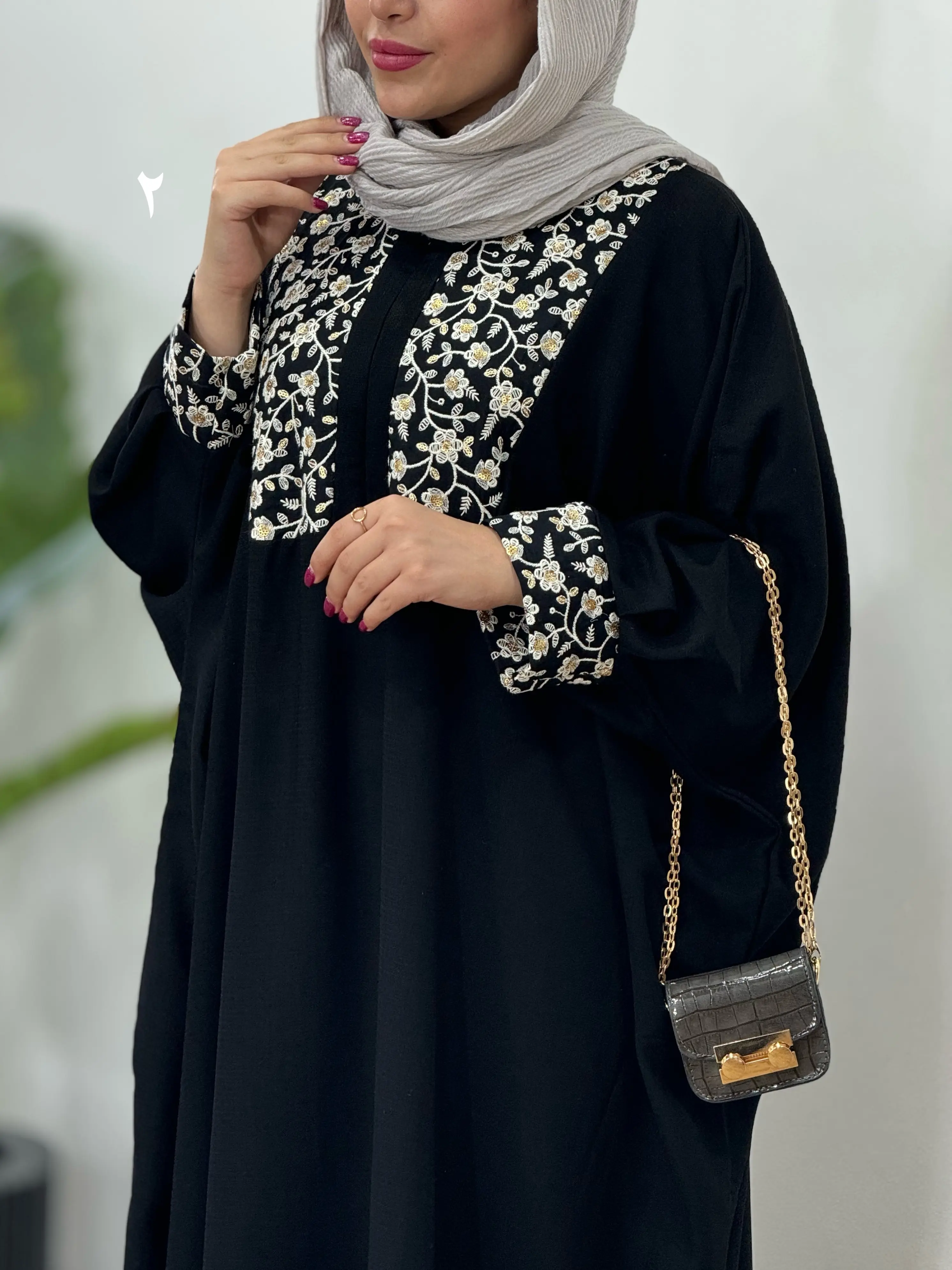 عبای بلند سوزندوزی نفیس 2
